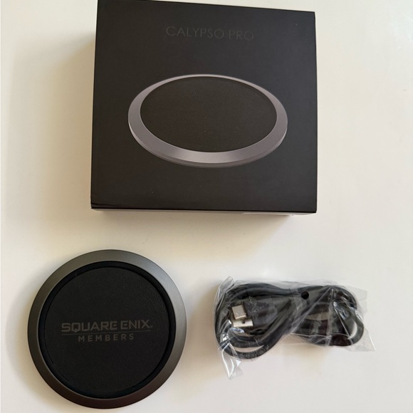 Square Enix Members Calypso Pro Wireless Charger